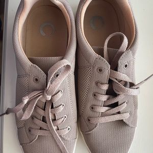 Stylish Knit Sneakers